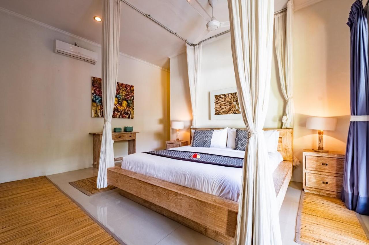 Central Seminyak Villa Martini Buitenkant foto